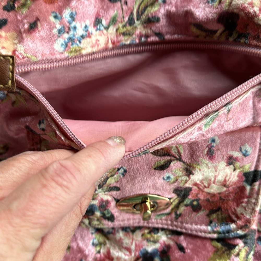 NEW Floral 3 pocket purse - Picture 4 of 7